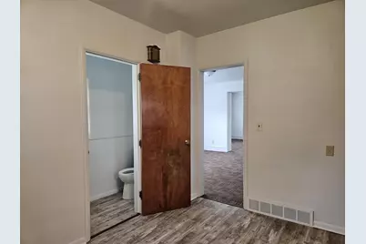 907 Tyler Street, La Porte, IN 46350 - Photo 9