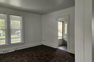 907 Tyler St, La Porte, IN 46350 - Photo 13