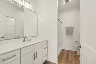 1905 E Woodglen Cir, Valparaiso, IN 46383 - Photo 13