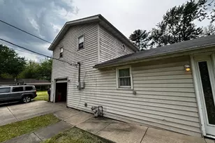 24 McCurahan St, Valparaiso, IN 46385 - Photo 3
