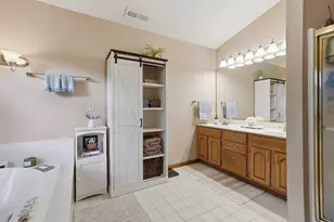 5204 Woodmere Ct, Valparaiso, IN 46383 - Photo 23