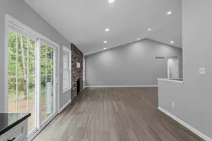 53784 Terre Verde Hills Ct, South Bend, IN 46628 - Photo 13