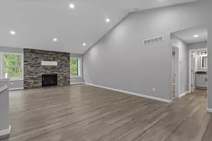 53784 Terre Verde Hills Ct, South Bend, IN 46628 - Photo 3