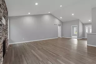 53784 Terre Verde Hills Ct, South Bend, IN 46628 - Photo 7