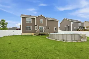 1414 Gates Dr, Schererville, IN 46375 - Photo 25