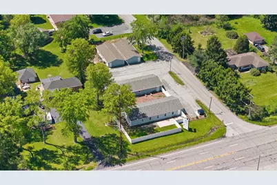1147 N Salt Creek Road, Chesterton, IN 46304 - Photo 5