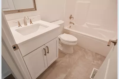 7646 E 115th Avenue, Crown Point, IN 46307 - Photo 7