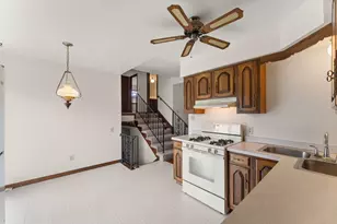 1225 Willow Ln, Schererville, IN 46375 - Photo 9