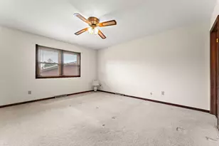 1225 Willow Ln, Schererville, IN 46375 - Photo 15