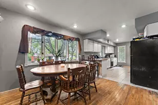 115 N George St, Medaryville, IN 47957 - Photo 7