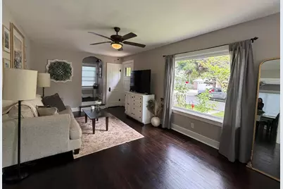 601 Garfield Avenue, Valparaiso, IN 46383 - Photo 5