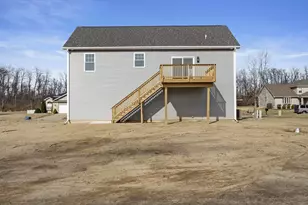 543 Scenic View Ave, Valparaiso, IN 46385 - Photo 27