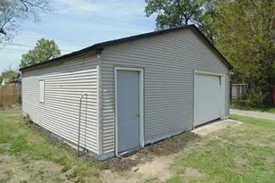 2830 Lake St, Lake Station, IN 46405 - Photo 15