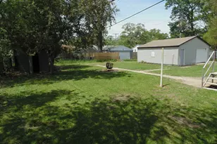 2830 Lake St, Lake Station, IN 46405 - Photo 13