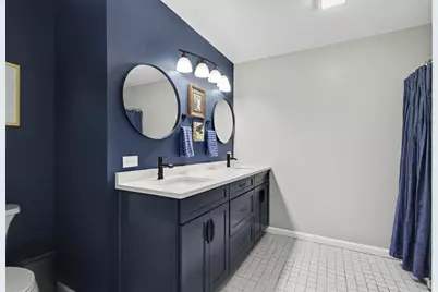 2752 Sunswept Court, Valparaiso, IN 46383 - Photo 15
