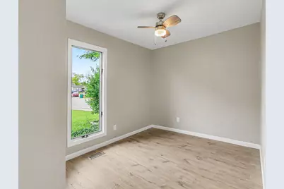 1140 W 59th Place, Merrillville, IN 46410 - Photo 15