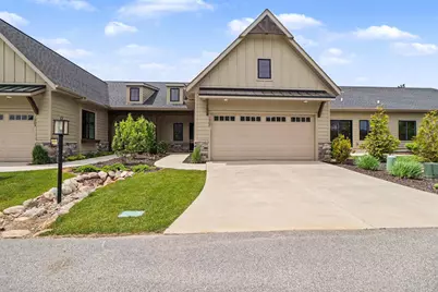 1907 E Woodglen Circle, Valparaiso, IN 46383 - Photo 1
