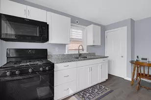 117 N Wisconsin St, Hobart, IN 46342 - Photo 11
