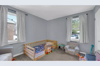 117 N Wisconsin Street, Hobart, IN 46342 - Photo 15
