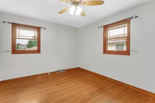 3502 42nd St, Highland, IN 46322 - Photo 13