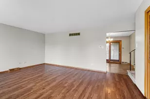 3502 42nd St, Highland, IN 46322 - Photo 5