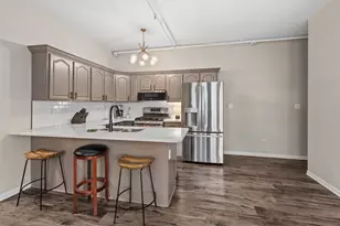 311 S Court St, Crown Point, IN 46307 - Photo 7