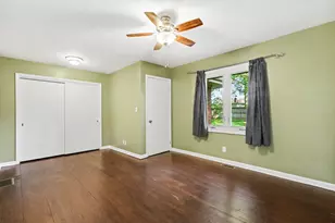 1305 Wood St, Valparaiso, IN 46383 - Photo 21
