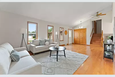 4925 W 89th Terrace, Crown Point, IN 46307 - Photo 5