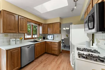 4925 W 89th Terrace, Crown Point, IN 46307 - Photo 7