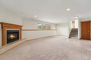 732 Sunflower Ln, Dyer, IN 46311 - Photo 9