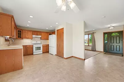 732 Sunflower Lane, Dyer, IN 46311 - Photo 3