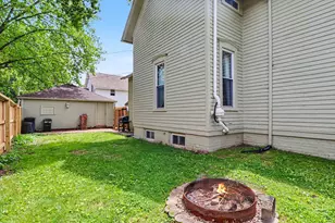 215 G St, La Porte, IN 46350 - Photo 23