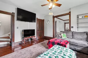 215 G St, La Porte, IN 46350 - Photo 7