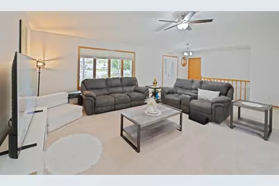 7019 Forest Ridge Drive, Schererville, IN 46375 - Photo 5