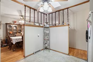 7055 Van Buren St, Merrillville, IN 46410 - Photo 13