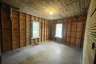 519 Union St, Michigan City, IN 46360 - Photo 7