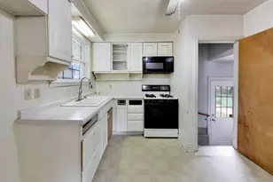 1315 Hoffman St, Hammond, IN 46327 - Photo 5