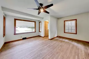 1315 Hoffman St, Hammond, IN 46327 - Photo 3