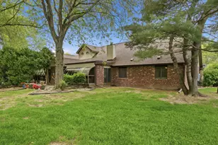 2023 Dorchester Ln, Schererville, IN 46375 - Photo 29