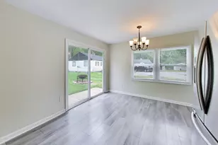23 W 71st Pl, Merrillville, IN 46410 - Photo 3