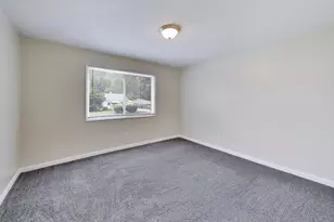 23 W 71st Pl, Merrillville, IN 46410 - Photo 13