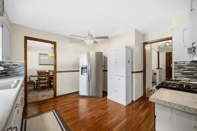 519 Hickory Lane, Munster, IN 46321 - Photo 7