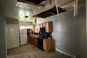 3809 Catalpa St, East Chicago, IN 46312 - Photo 9