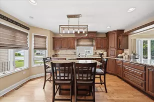 11335 Valley Dr, Saint John, IN 46373 - Photo 5