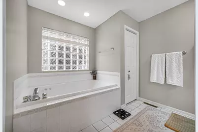950 Port Circle, Hobart, IN 46342 - Photo 13
