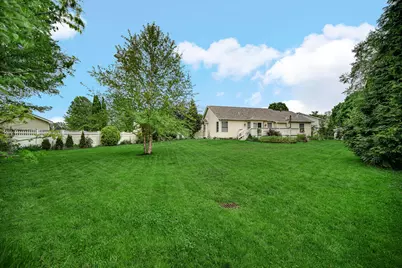 950 Port Circle, Hobart, IN 46342 - Photo 23
