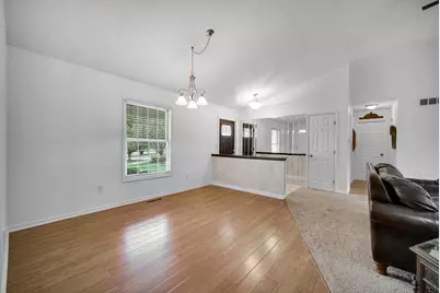 950 Port Circle, Hobart, IN 46342 - Photo 5