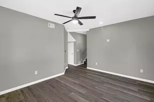 302 Oberreich St, La Porte, IN 46350 - Photo 5