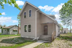 302 Oberreich St, La Porte, IN 46350 - Photo 3