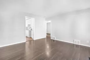 7221 McLaughlin Ave, Hammond, IN 46324 - Photo 5